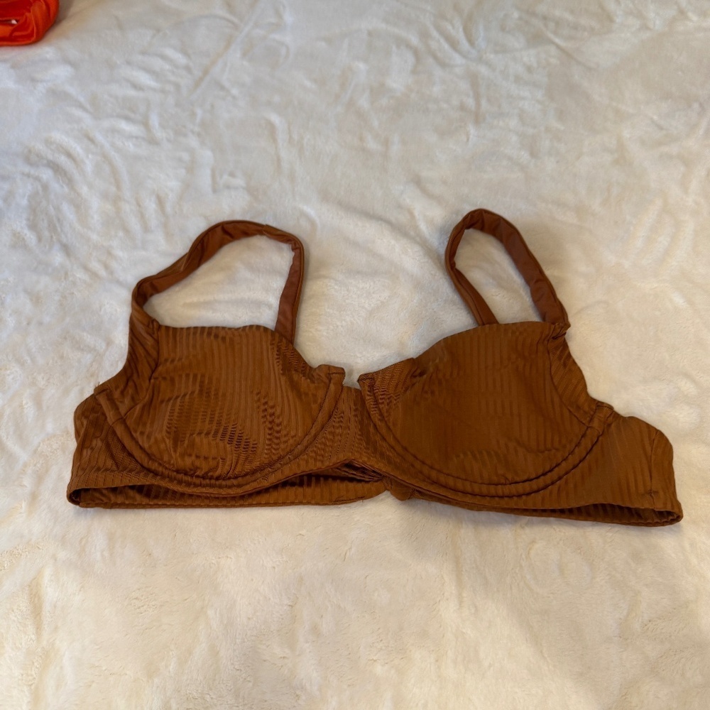New! Vitamin A Chai Brown Eco Ribbed Fabric Demi Madori 31028 - Picture 3 of 10